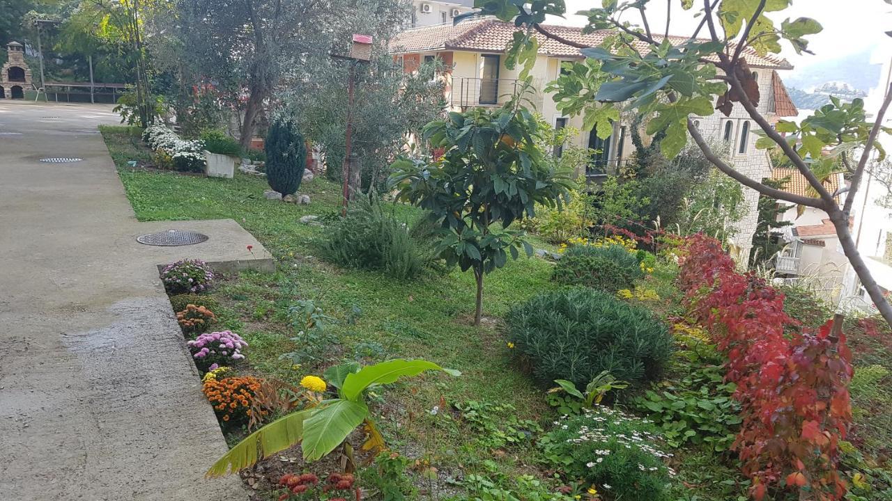 Belveder Montenegro * Рафаїловичі